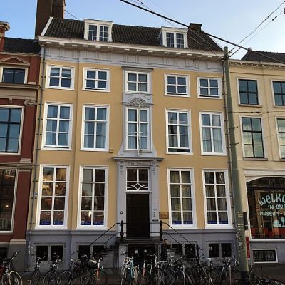 Het voormalig woonhuis van dr. Abraham Bredius aan Prinsegracht 6 te Den Haag, thans Huis Bredius.